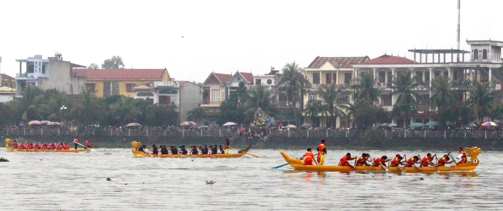 Đua Thuyền Rồng Kiến Thụy lần thứ 13, Hữu Bằng, Thanh Sơn liệu có lần thứ 9 vô địch?